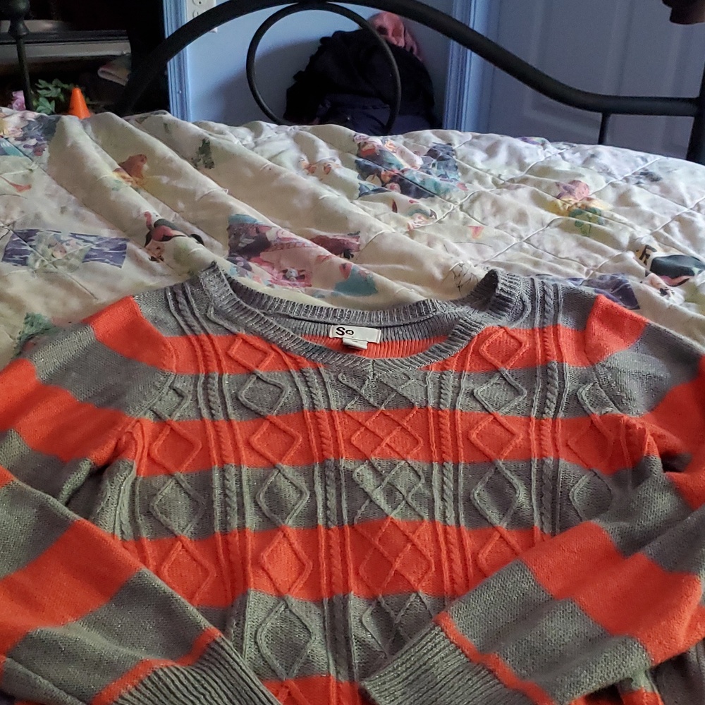 So 3x grey and orange sparkle sweater